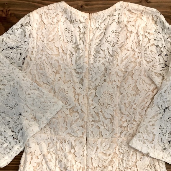 White Lace Romper - Picture 3 of 7